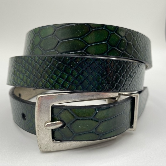 Coldwater Creek Leather Green Embossed Snake Print Belt with Nickel Buckle Sz S - Picture 4 of 15